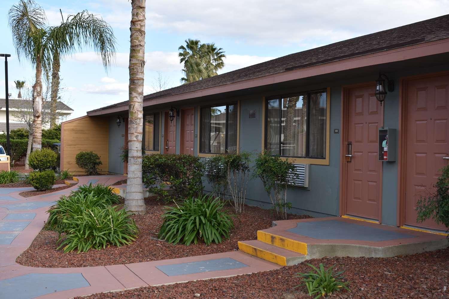 Best Western Big Country Inn Coalinga Exterior photo